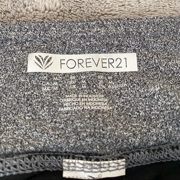 Forever 21 | Active Heather Capri Leggings - Picture 4 of 6